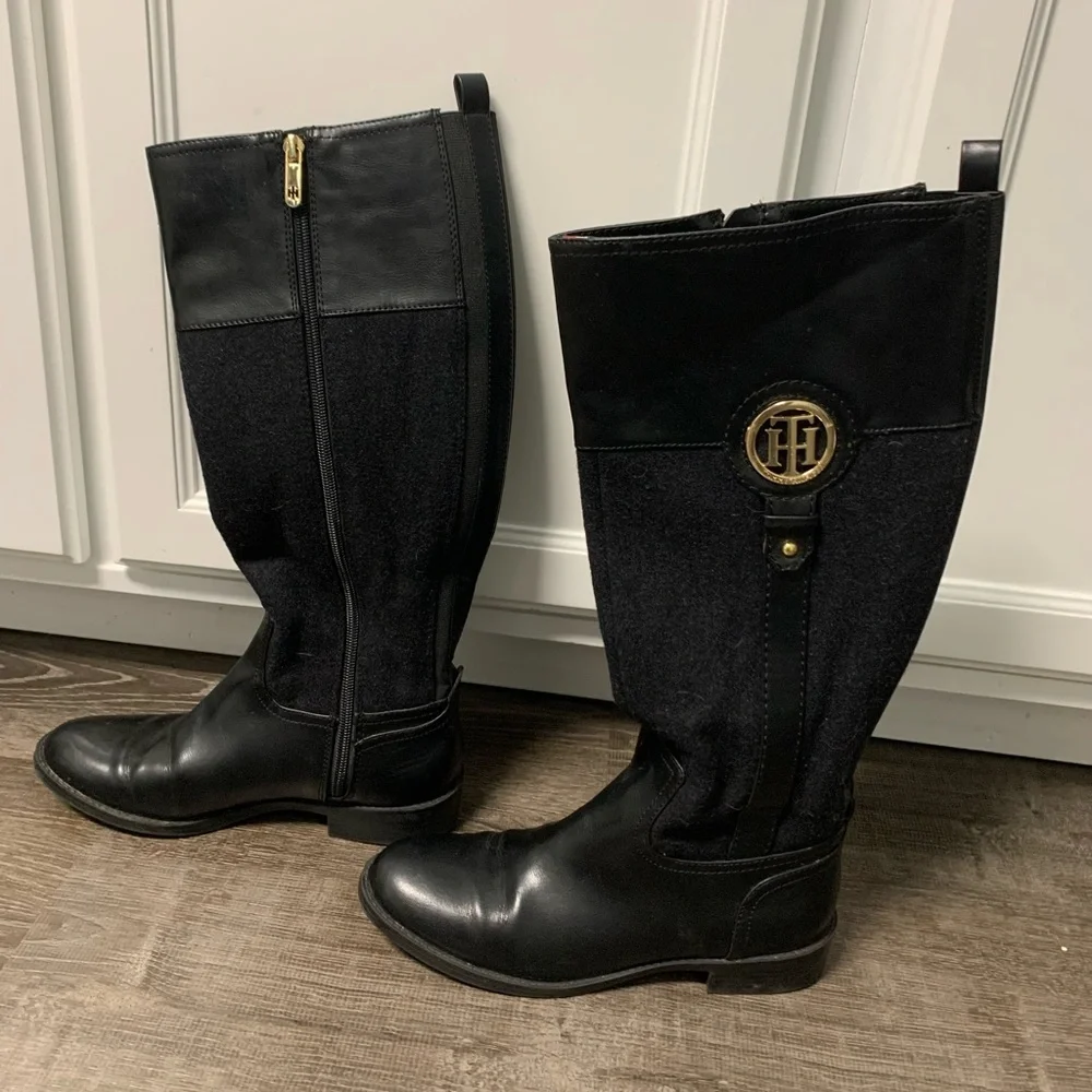 Tommy Hilfiger Riding Style Boots Black Faux Leather and Wool.  Sz 7.   EUC!